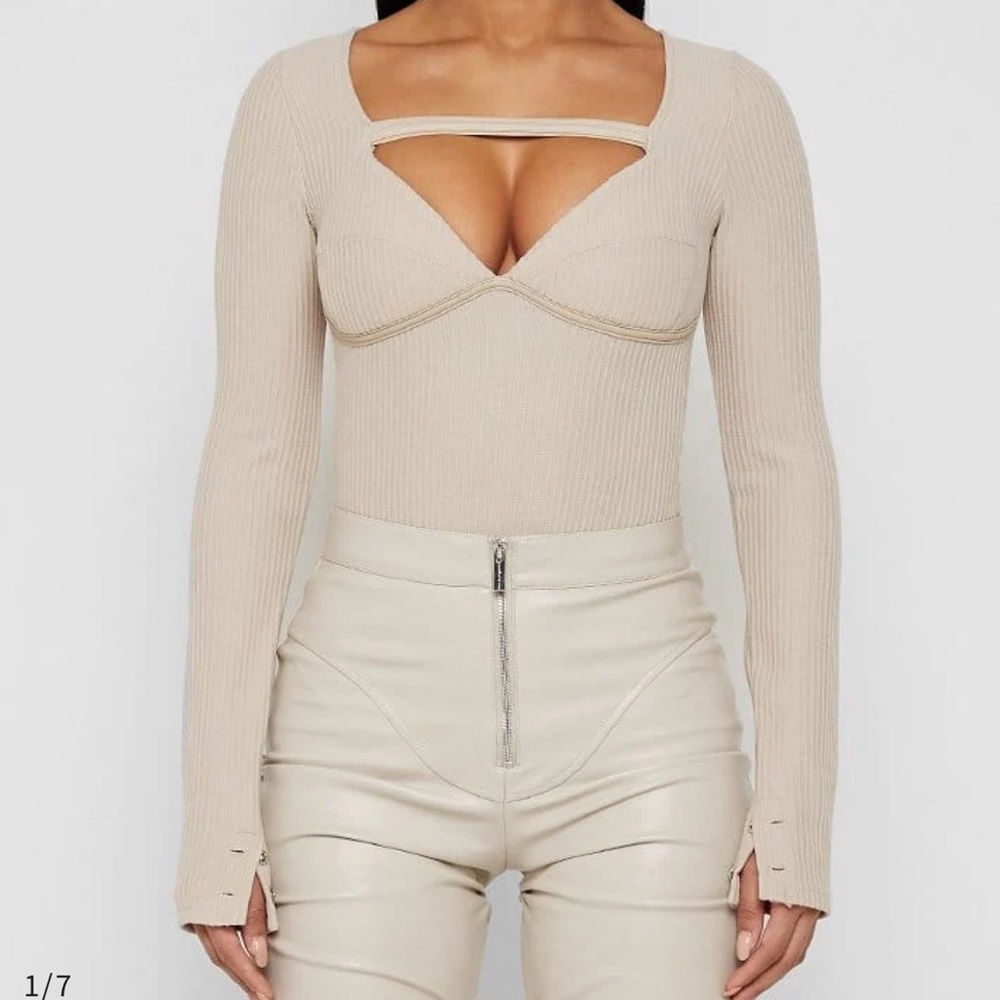 Long sleeve ribbed bodysuit- beige. So cute